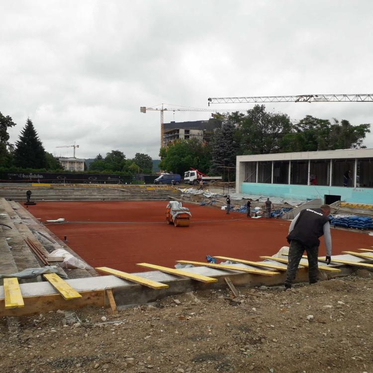 Teniski teren izgradnja