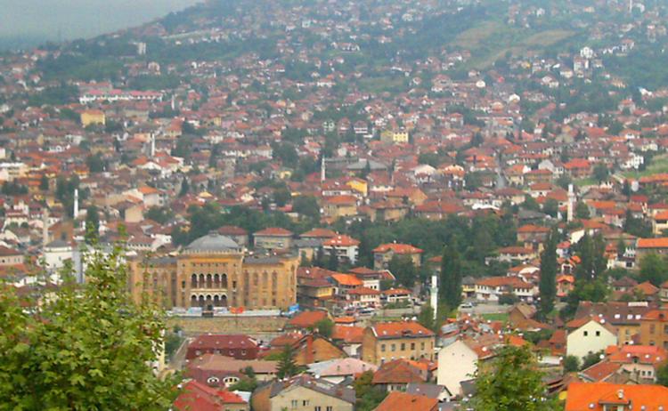large Pogled na Sarajevo