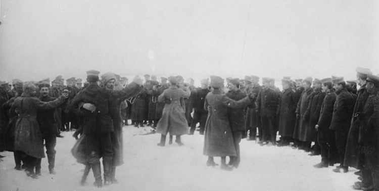 Ruski i nemacki vojnici 1918 imgur