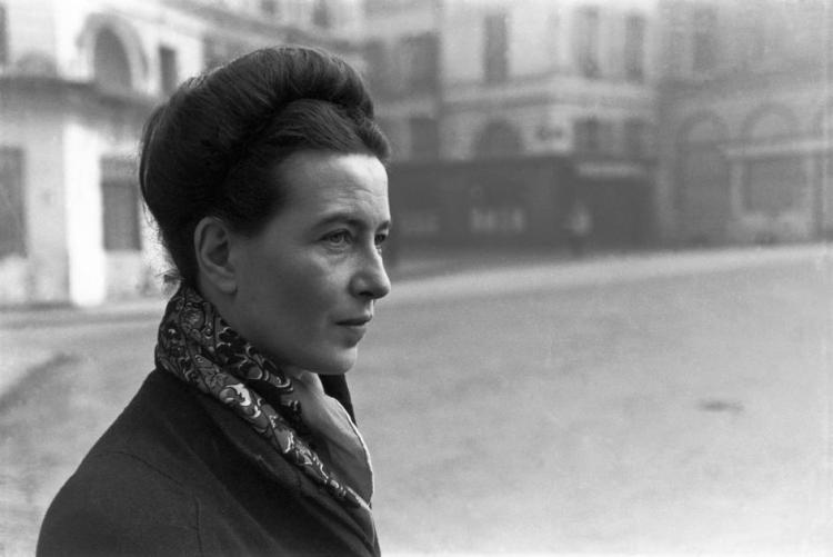 CARTIER BRESSON 1945 Simone de Beauvoir