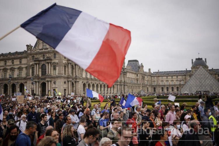francuska protesti bb