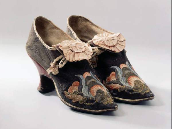 cipele iz 18. veka