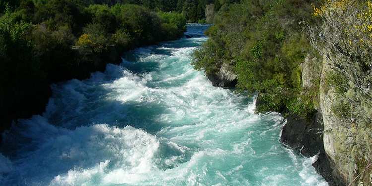 voda rijeka priroda